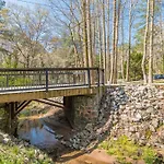 The Sweet Creek Luxurious Villas