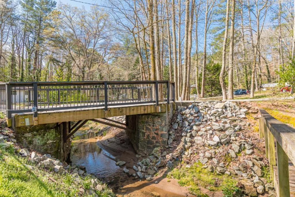 The Sweet Creek Luxurious *